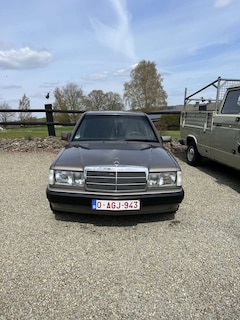 Bild des Angebotes Mercedes-Benz 190 E 2.6