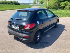 Bild des Angebotes Peugeot 206 206+ 1.4/TÜV NEU/50.000Km/2. Hand/8-fach bereift