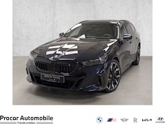 BMW i5 eDrive40 M Sport Pro PANO  HUD LHZ AHK 360° KAM RF