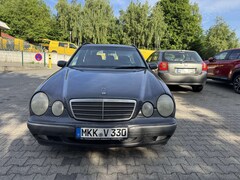 Bild des Angebotes Mercedes-Benz E 240 T Elegance