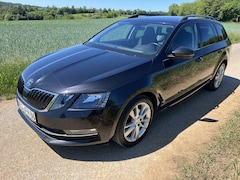 Bild des Angebotes Skoda Octavia Combi 2.0 TDI DSG Premium Edition