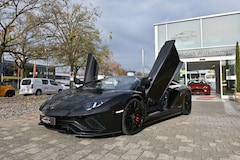 Bild des Angebotes Lamborghini Aventador S Roadster/Voll-Carbon/Garantie/1A