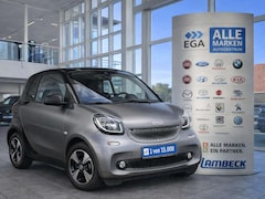 Bild des Angebotes smart forTwo EQ*EXCLUSIVE*22kW*PANORAMA*MEDIA*SHZ*CAM*PDC*LED*K