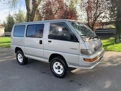 Bild des Angebotes Mitsubishi L300 L 300 4WD 2,5 ltr. TD - AHK - aufgelastet 2,8 t