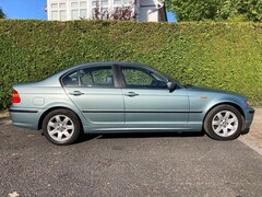 Bild des Angebotes BMW 318 Automatik, aus2.Hand,Ledersitzbezug,M-Sportlenkrad