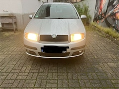 Bild des Angebotes Skoda Fabia 1.9 TDI PD Combi Elegance