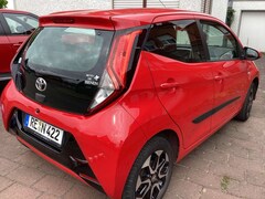 Bild des Angebotes Toyota Aygo Aygo x-play club