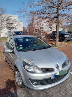 Bild des Angebotes Renault Clio 1.6 16V ESP Privilege