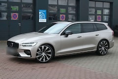 Bild des Angebotes Volvo V60 B4D Plus Dark*LED*PANO*CAM*STHZ*H&K