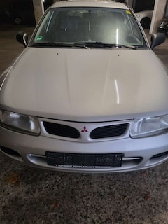 Bild des Angebotes Mitsubishi Carisma 1600 Special