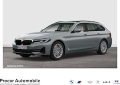 Bild des Angebotes BMW 530 e A HUD PANO ACC RFK NAVI LED Laser PDC V+H