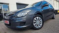 Bild des Angebotes Hyundai i30 1.6+TÜV+GARANTIE+ANHÄNGER+KLIMA+SCHECKHEFT