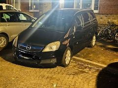 Bild des Angebotes Opel Zafira 2.2 Sport opc line