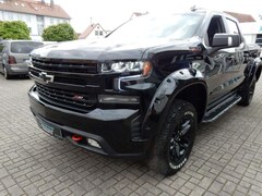 Bild des Angebotes Chevrolet Silverado SILVERADO 1500 TRAIL BOSS 5,3 4x4 VOLL.BODY KIT