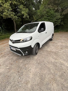 Bild des Angebotes Toyota Proace 2,0-l-D-4D L1 Meister Navi, Anhängerkupplung, Kli