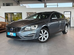 Bild des Angebotes Volvo V60 Kombi Summum*Neuer Originalmotor von Volvo*