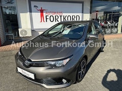 Bild des Angebotes Toyota Auris 1.2 Turbo Team Deutschland - Keyfree, CAM, SHZ, BT