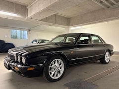 Bild des Angebotes Jaguar XJ 4.0 V8 Executive*1.Hd*alle Extras**Historie