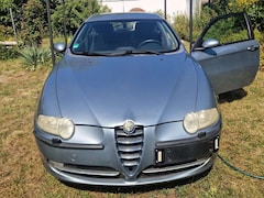 Bild des Angebotes Alfa Romeo 147 147 1.6 Twin Spark Distinctive