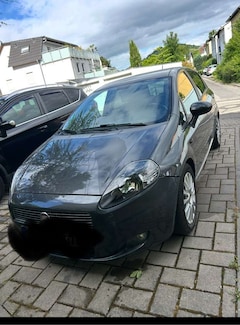 Bild des Angebotes Fiat Punto 1.4 16V Emotion
