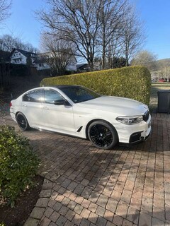 Bild des Angebotes BMW 520 BMW 520d xDrive M-Paket | Head-Up | M Performance