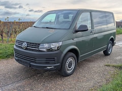 Bild des Angebotes VW T6 Kombi Kombi 4Motion Sperre 8 Sitze Bundeswehr