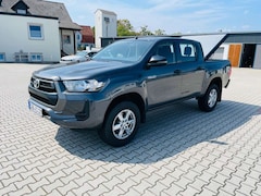 Bild des Angebotes Toyota Hilux Double Cab Duty 4x4