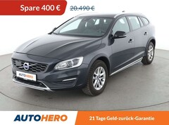 Bild des Angebotes Volvo V60 Cross Country 2.4 D4 Summum AWD Aut.*NAVI*BI-XENON*TEMPO*PDC*SHZ