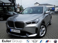Bild des Angebotes BMW iX1 eDrive20 Navi Digitales Cockpit Soundsystem LED El