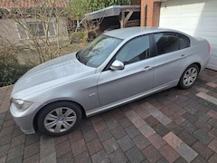 Bild des Angebotes BMW 320 320i