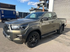 Bild des Angebotes Toyota Hilux EXTRA CAB 2.8 INVINCIBLE  360°