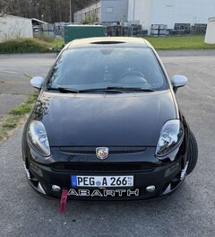Bild des Angebotes Abarth Punto EVO 1.4 MultiAir