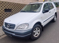 Bild des Angebotes Mercedes-Benz ML 320 Edition AHK Allwetter Prominenter Vorbesitz Tüv