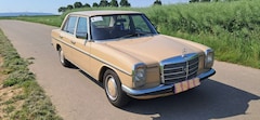 Bild des Angebotes Mercedes-Benz W 114/115 Strich-Acht Radio