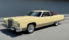 Bild des Angebotes Lincoln Town Car Coupe 1 of 144 with only 35´000miles