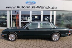 Bild des Angebotes Jaguar XJ40 X300 Sovereign*AUTOMATIK*LEDER*KLIMA*el.SD*