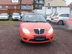 Bild des Angebotes Lancia Ypsilon Y 1.2 8v Argento