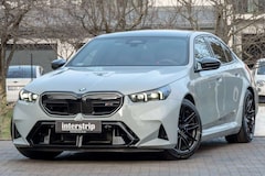 BMW M5 DR.ASS.PLUS.PANORAMA.360°.4ZONEN.LHZ.B&W.AHK