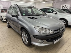 Bild des Angebotes Peugeot 206 SW 1.6 *Klimaauto.*Vollleder*SHZ*TÜV NEU*