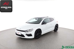 Bild des Angebotes VW Scirocco 2.0 TSI R SCHALENSITZE,PANORAMA,KAMERA