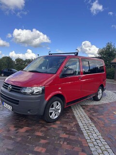 Bild des Angebotes VW T5 Kombi Camper Professioneller Neuer Umbau
