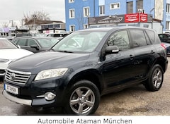 Bild des Angebotes Toyota RAV 4 2.0 Benzin Travel 4x4, Autom, Leder, Navi