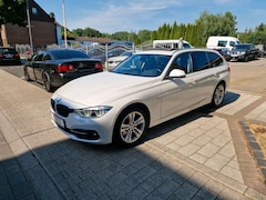 Bild des Angebotes BMW 325 d 3 Touring Sport Line*2.Hand*LED*PANO*NAVI*