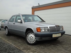Bild des Angebotes Mercedes-Benz 190 1,8 L* SCHIEBEDACH*ABS*CD+USB*ALUFELGEN*OLDTIMER!!
