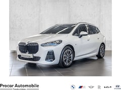 Bild des Angebotes BMW 223 i M Sport LED AHK HUD PANO