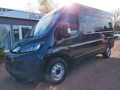 Bild des Angebotes Peugeot Boxer Kasten Hochraum 335 L2H2 BlueHDi 180