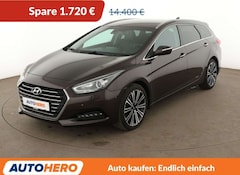 Bild des Angebotes Hyundai i40 1.7 CRDi Premium Blue Aut.NAVI*TEMPO*CAM*PDC*SHZ*