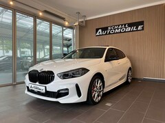 Bild des Angebotes BMW 118 i Edition Colorvision *M-SPORT/HUD/ACC/PANO*