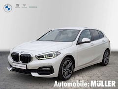 Bild des Angebotes BMW 116 d Sport Line Aut. NAVI+SHZG+DAB+LED+PDC+GET.SCHEIB