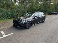 Bild des Angebotes Mercedes-Benz C 63 AMG Distronic Performance Voll Carbon Pano Burmester